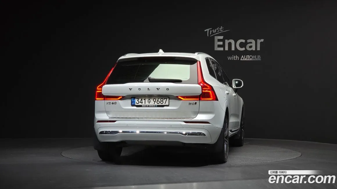 Volvo XC60 — фото 7