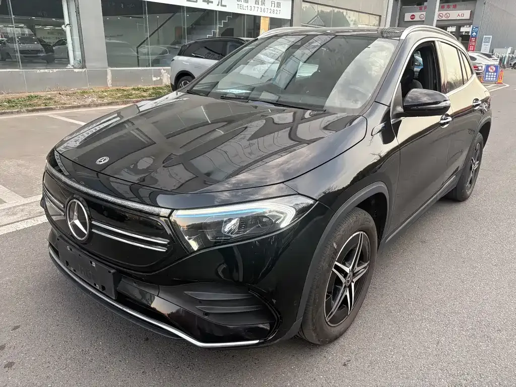 Mercedes-Benz EQA — фото 1