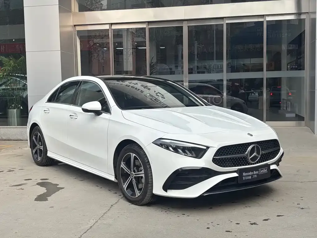 Mercedes-Benz A-Class — фото 7