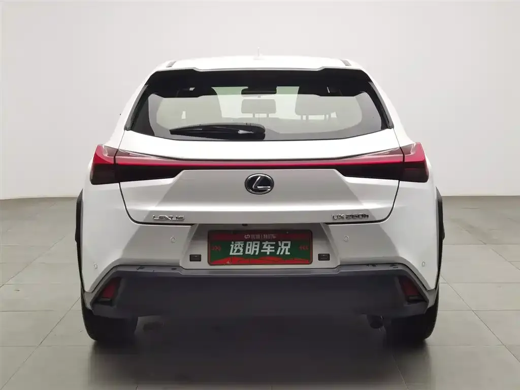 Lexus UX — фото 7