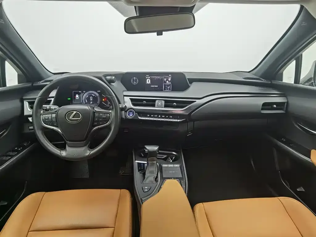 Lexus UX — фото 9