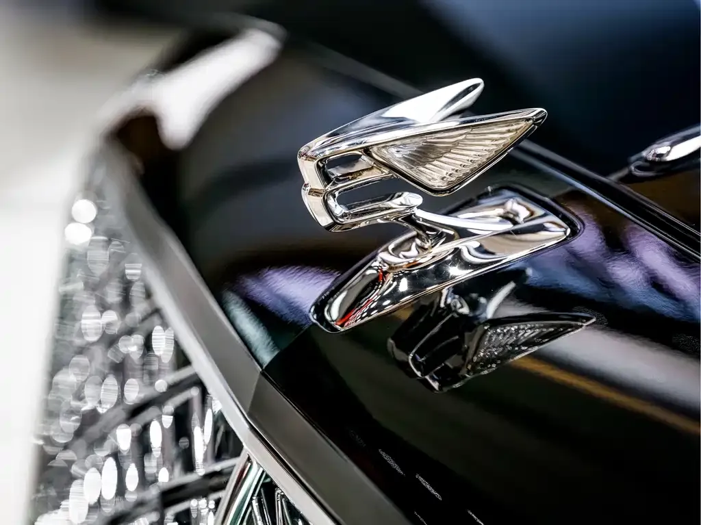 Bentley Flying Spur — фото 7