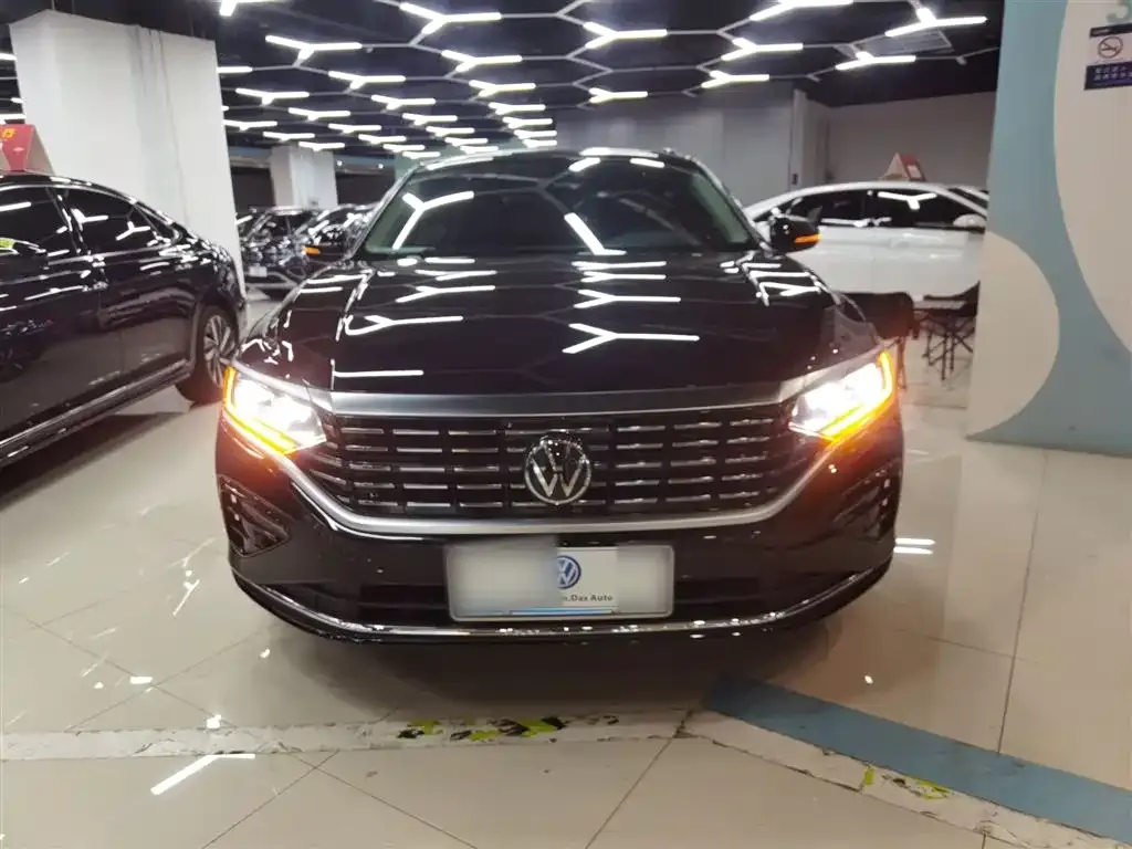 Volkswagen Passat — фото 6