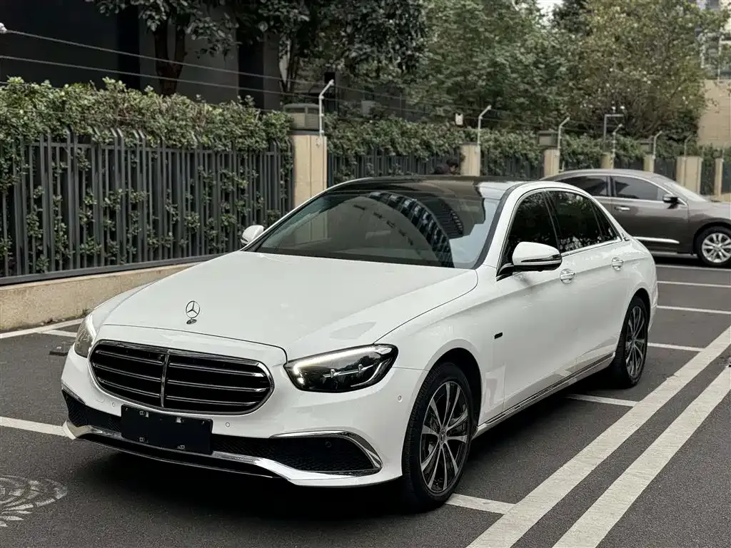 Mercedes-Benz E-Class New Energy — фото 6