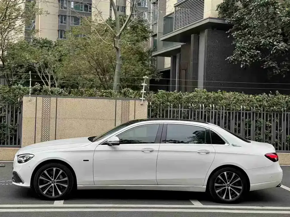 Mercedes-Benz E-Class New Energy — фото 3