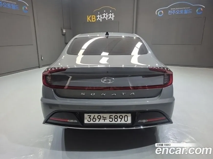 Hyundai Sonata — фото 4