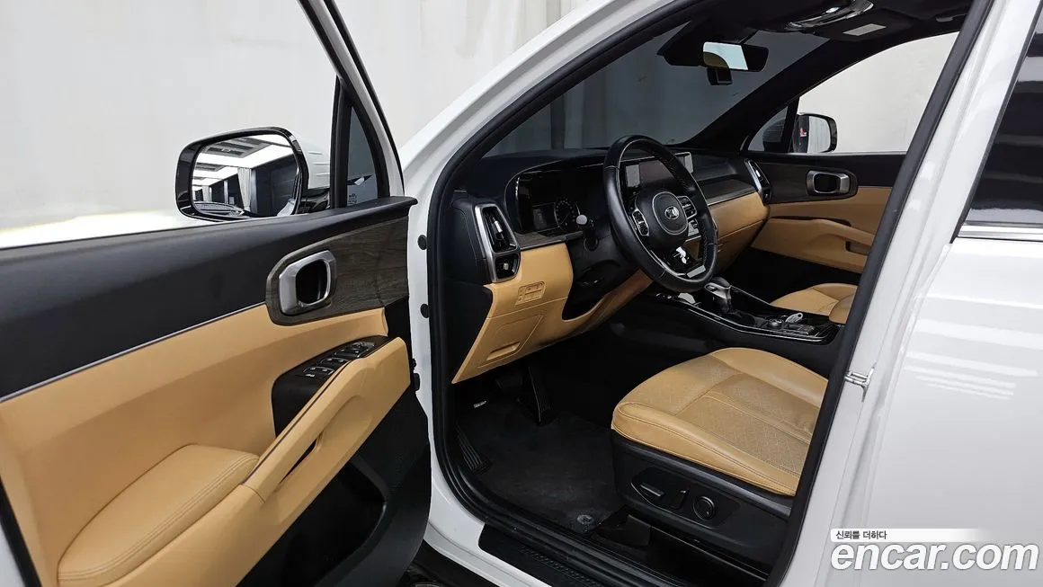 Kia Sorento — фото 7