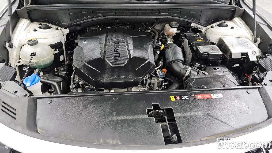 Kia Sorento — фото 10