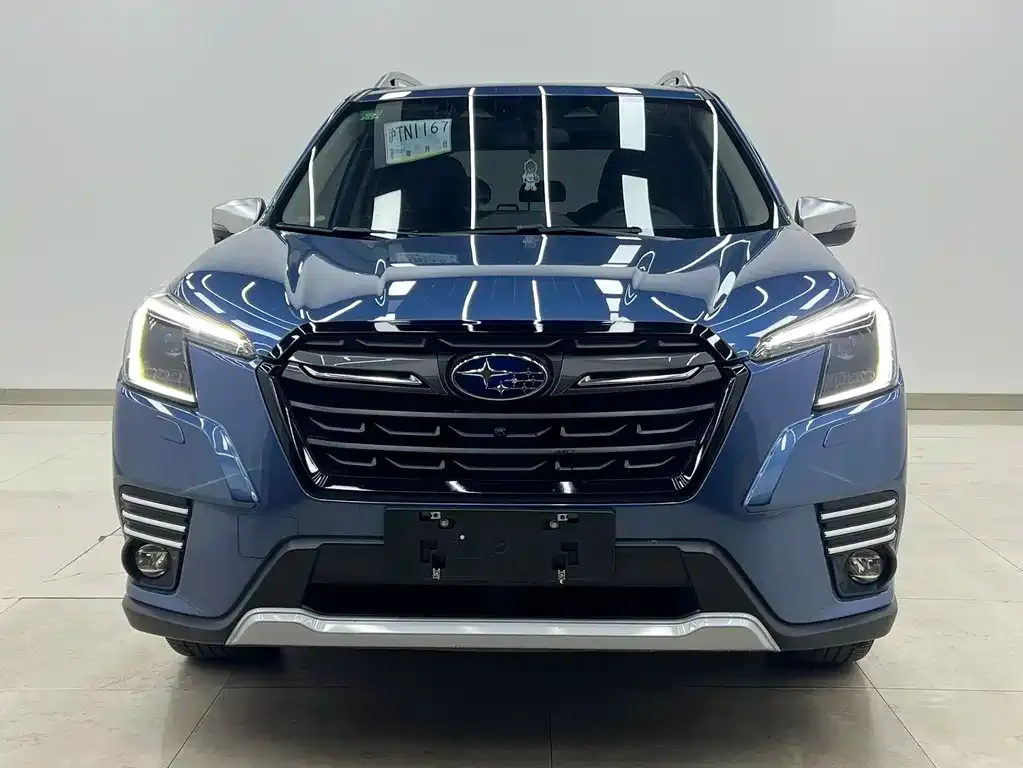 Subaru Forester — фото 6