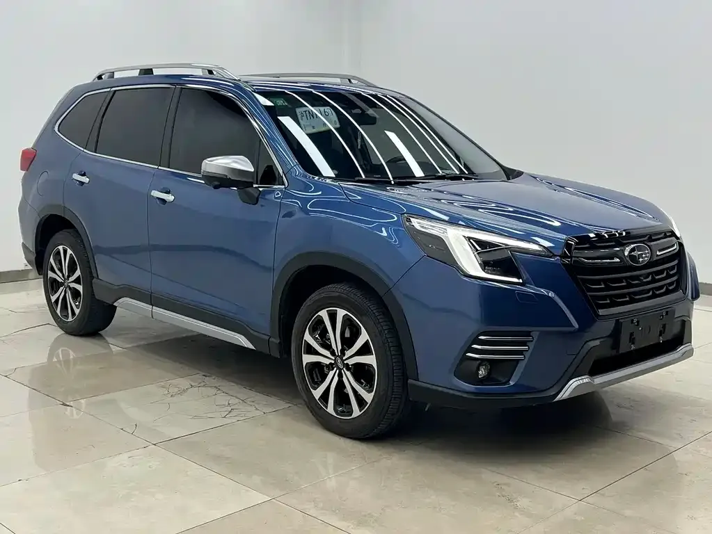 Subaru Forester — фото 2