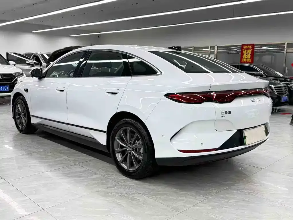 BYD Qin L — фото 3