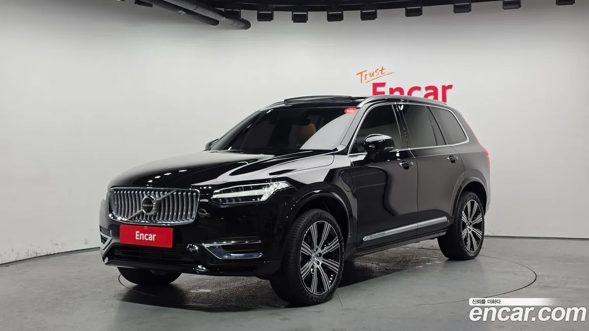Volvo XC90 — фото 1
