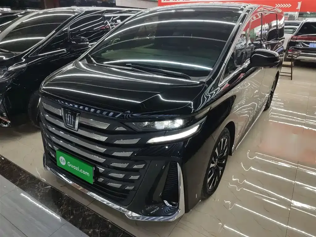 Toyota Vellfire — фото 6