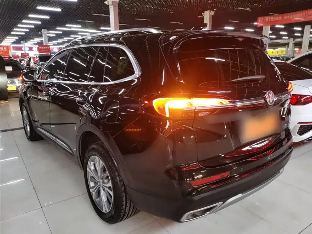 Buick Envision Plus — фото 8