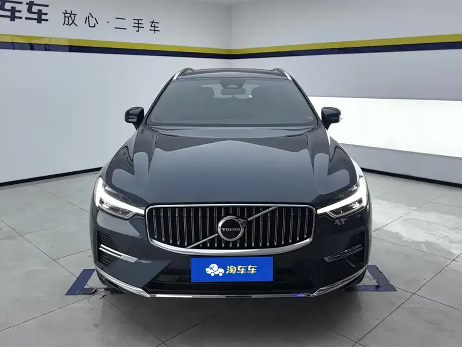 Volvo XC60 — фото 7