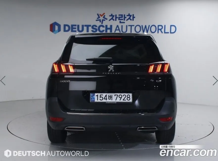 Peugeot 5008 — фото 10