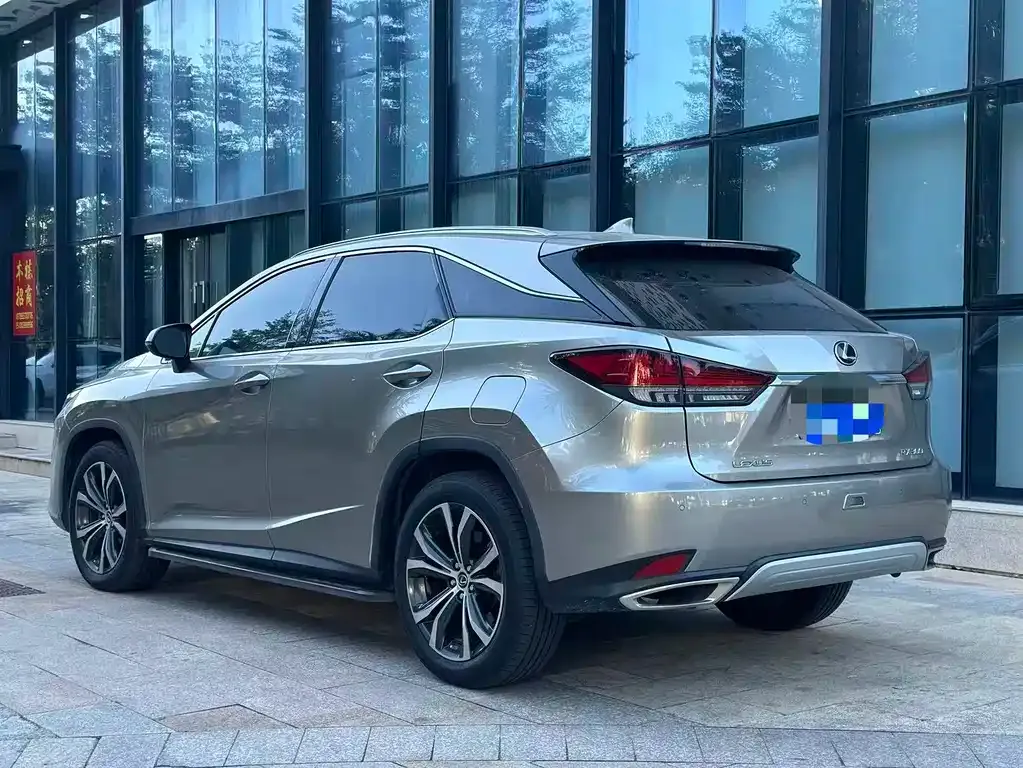 Lexus RX — фото 8
