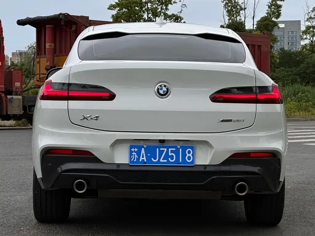 BMW X4 — фото 3