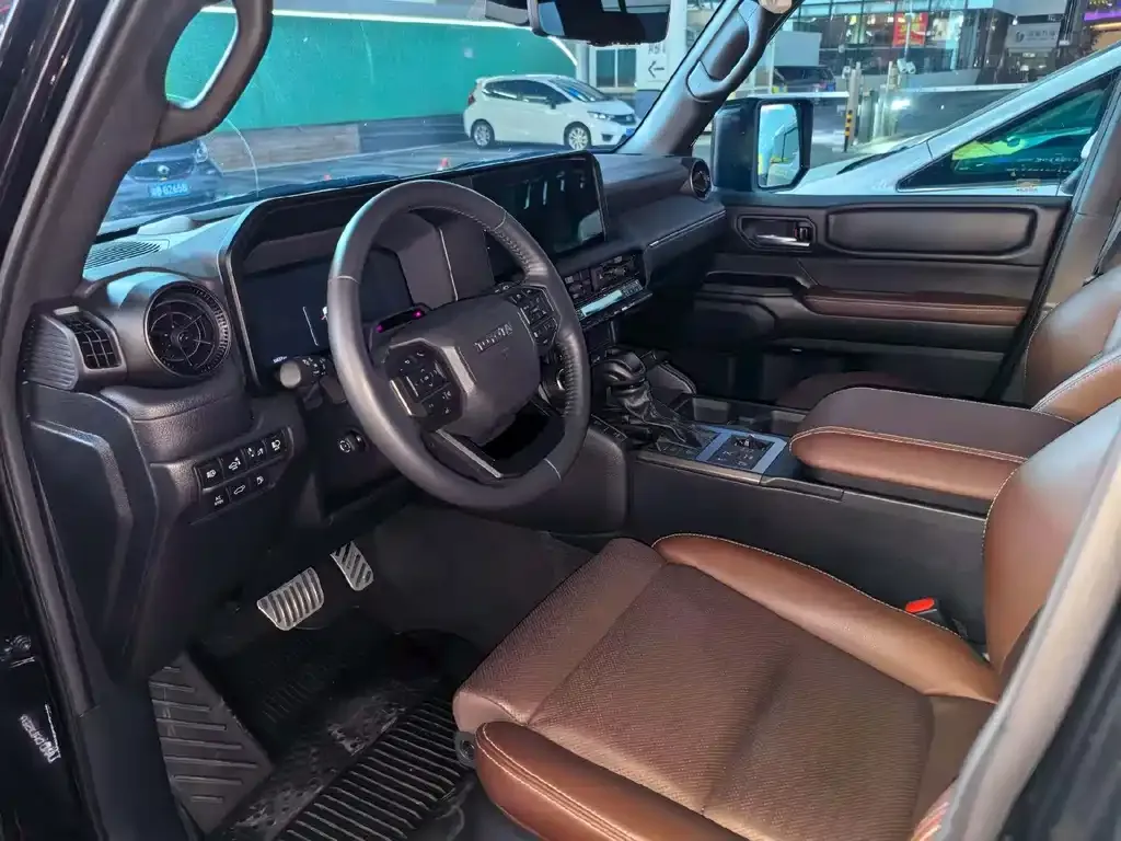 Toyota Prado — фото 4