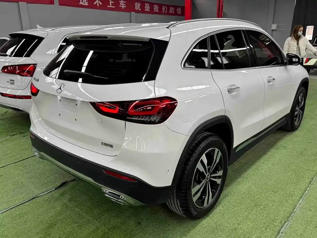Mercedes-Benz GLA — фото 9