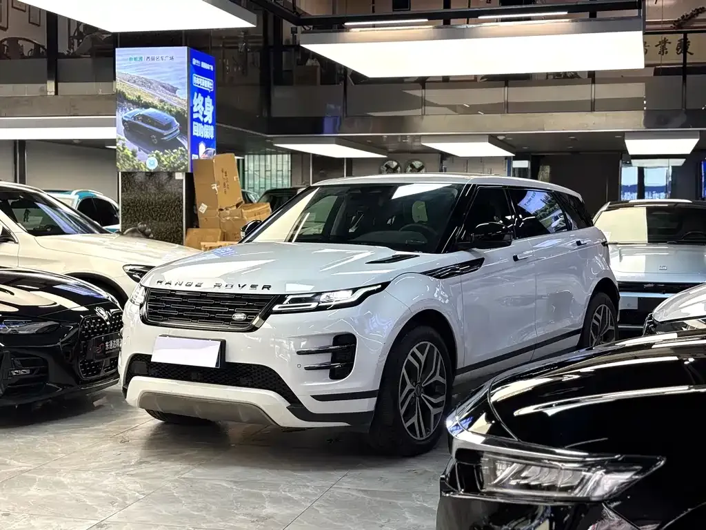 Land Rover Evoque — фото 1