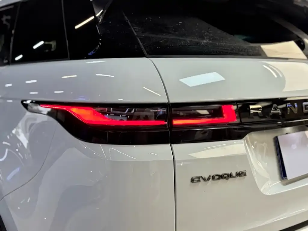 Land Rover Evoque — фото 2