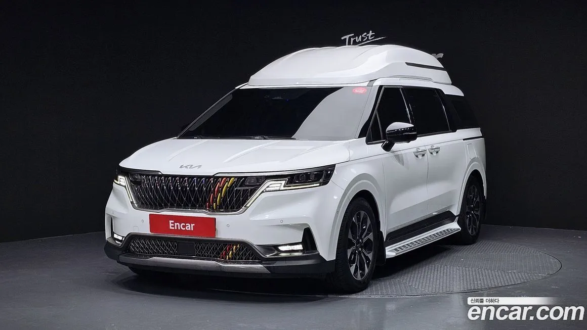 Kia Carnival — фото 1