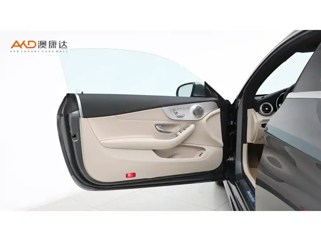 Mercedes-Benz C-Class (Import) — фото 4