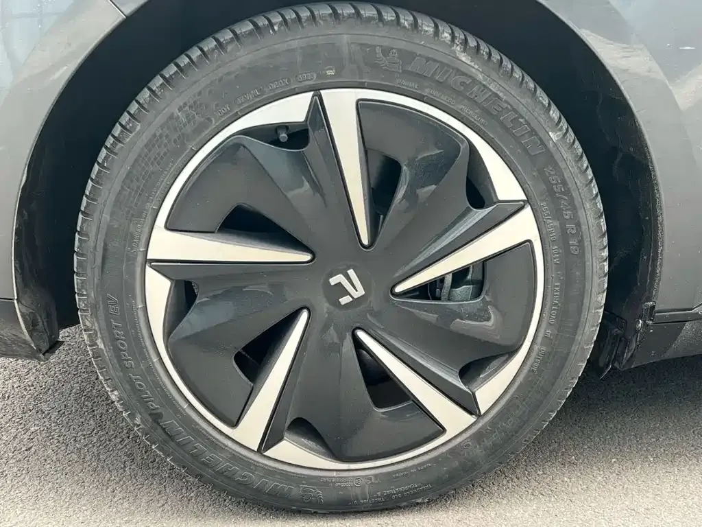 Roewe Feifan F7 — фото 2