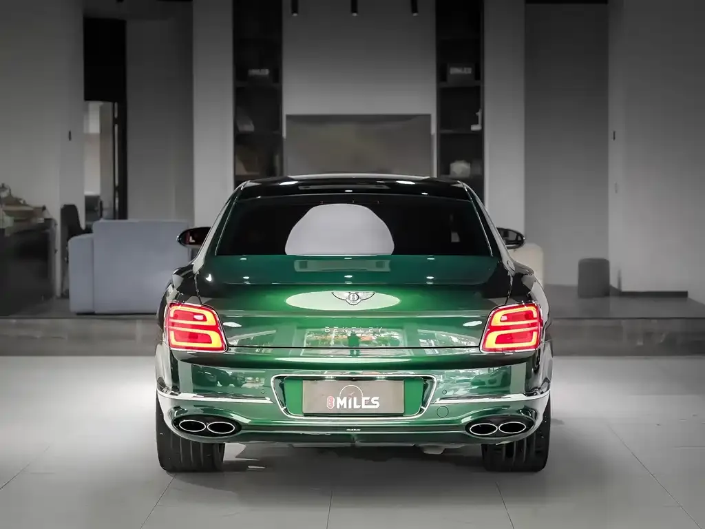 Bentley Flying Spur — фото 2