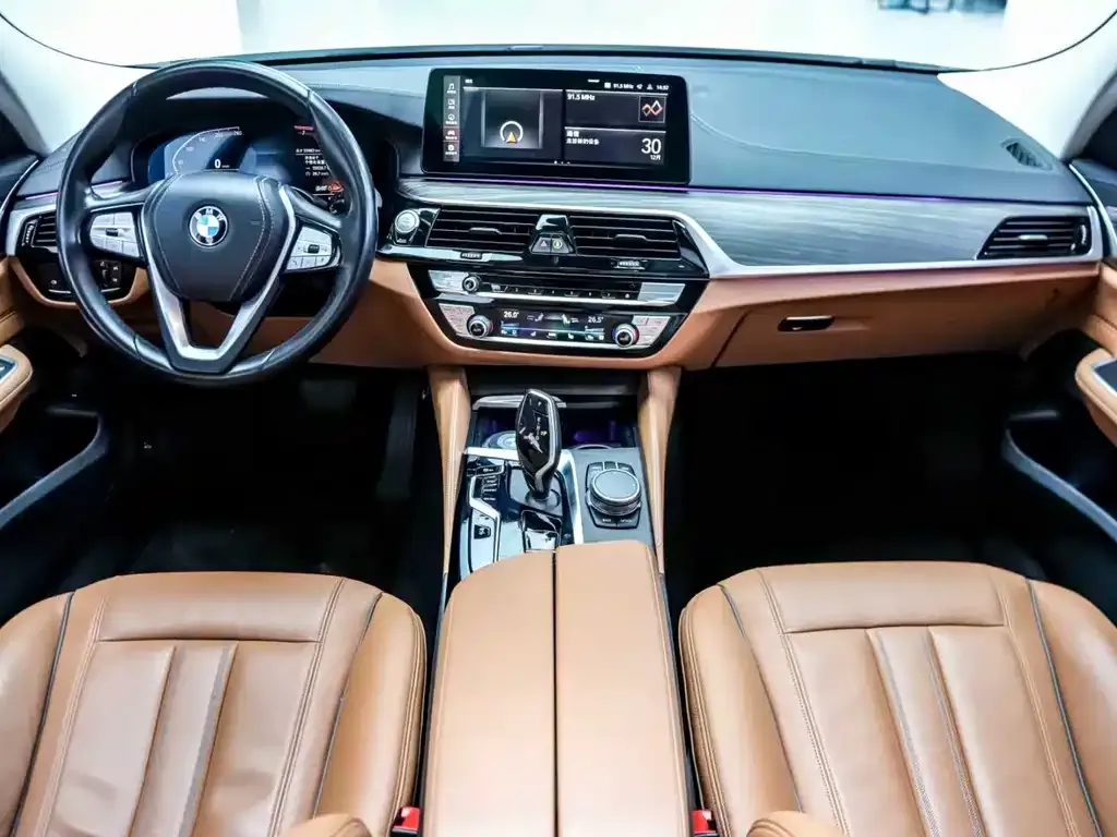 BMW 6 Series GT — фото 9