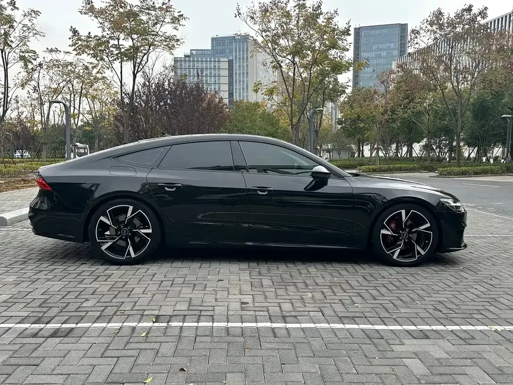 Audi A7 — фото 8