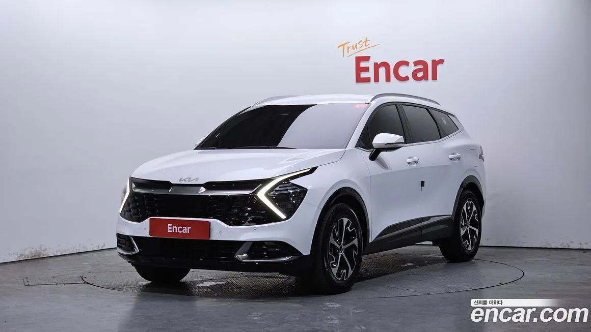Kia Sportage — фото 1