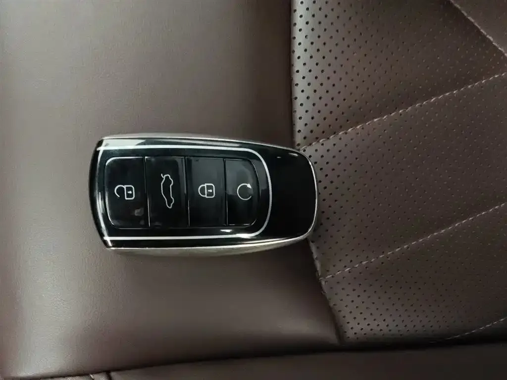 Chery Tiggo 8 PRO — фото 2