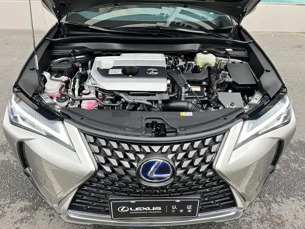 Lexus UX — фото 7