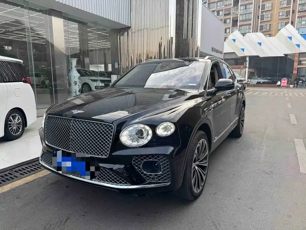 Bentley Bentayga — фото 1