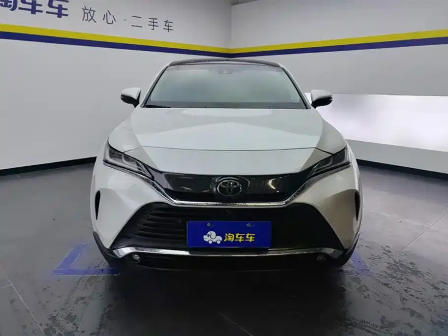 Toyota Harrier — фото 6