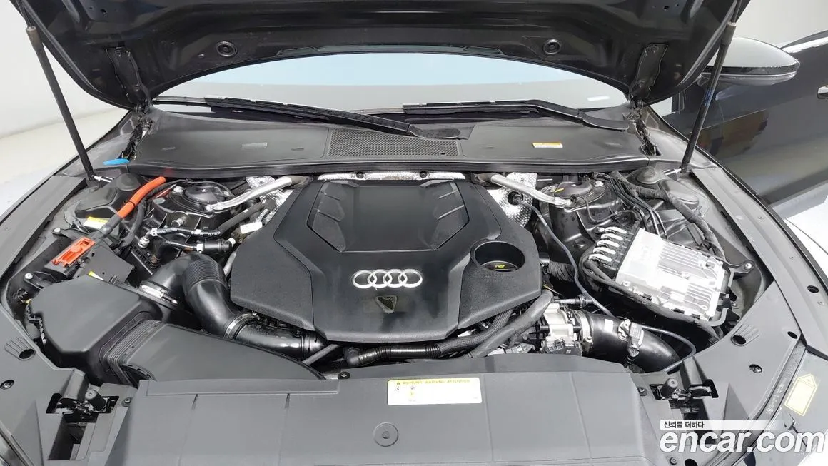 Audi A7 — фото 7