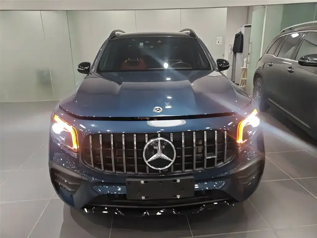 Mercedes-Benz GLB AMG — фото 8