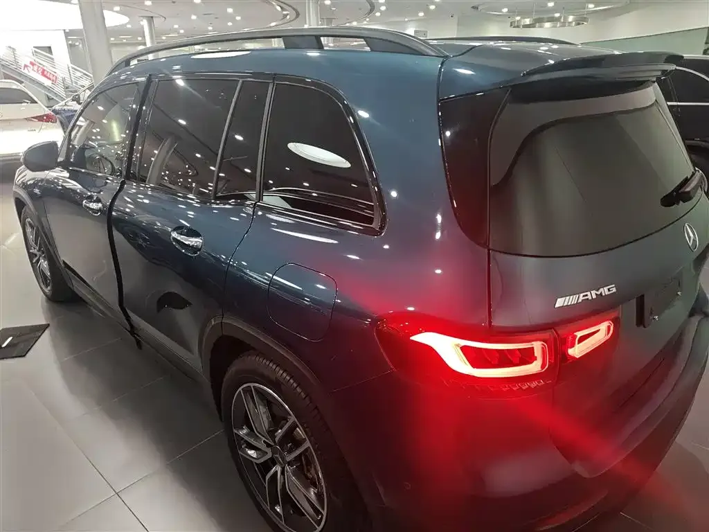 Mercedes-Benz GLB AMG — фото 3