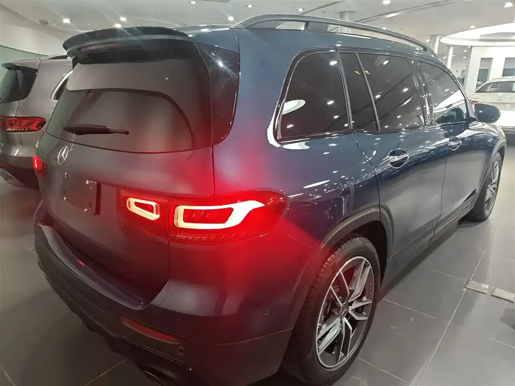 Mercedes-Benz GLB AMG — фото 4