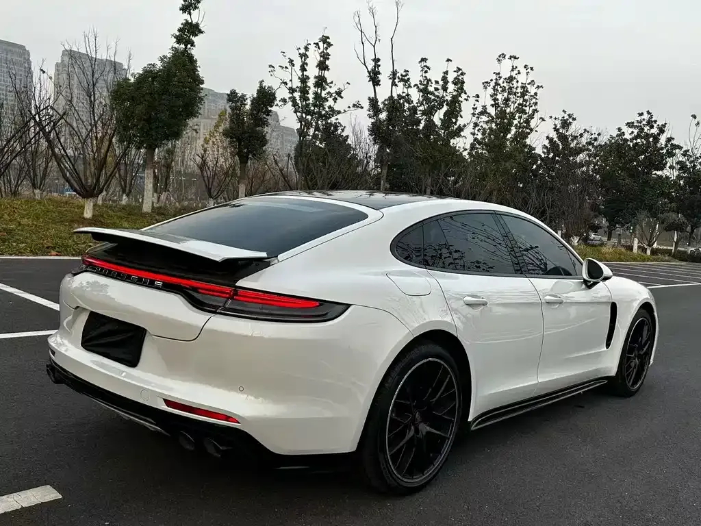 Porsche Panamera — фото 6