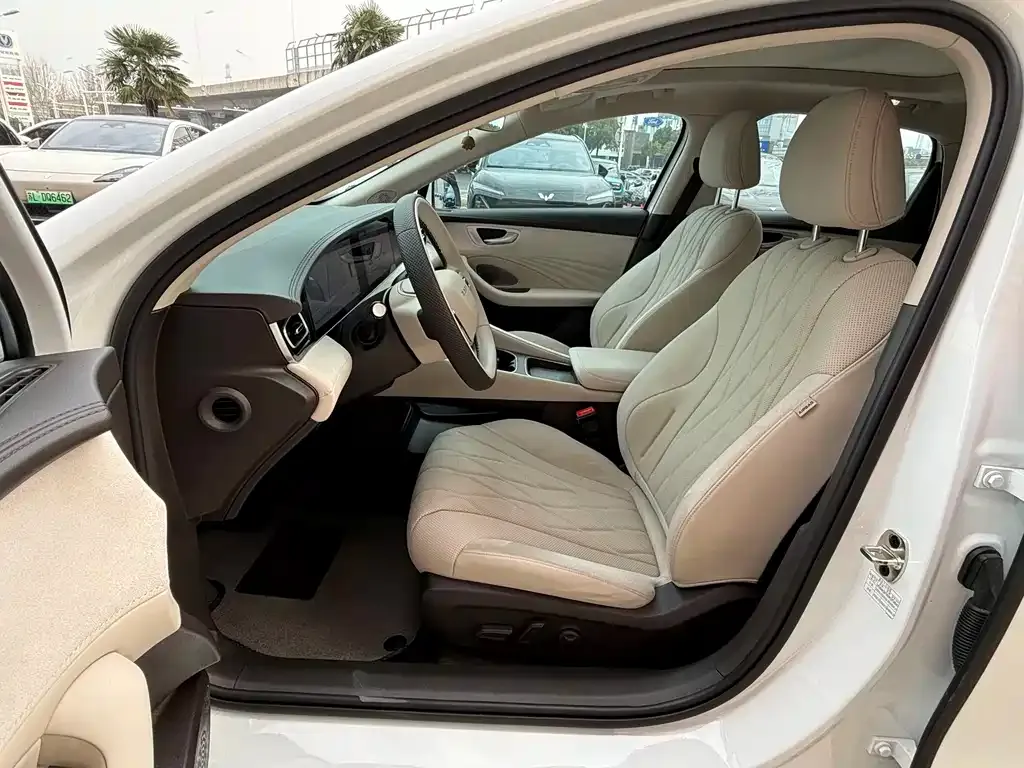 Roewe D7 — фото 4