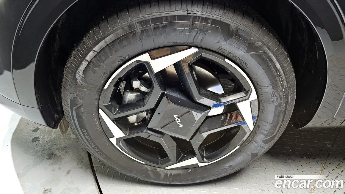 Kia Sportage — фото 10
