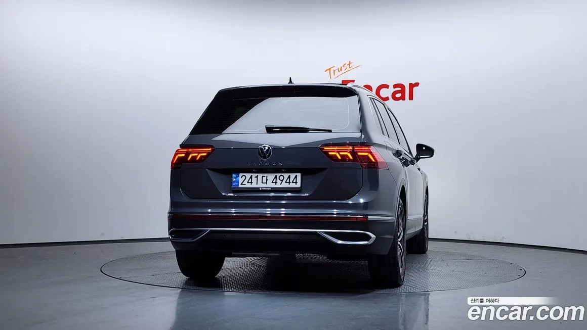 Volkswagen Tiguan — фото 3