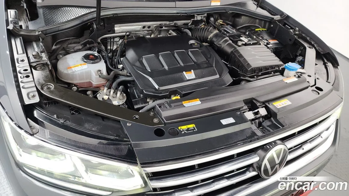 Volkswagen Tiguan — фото 5