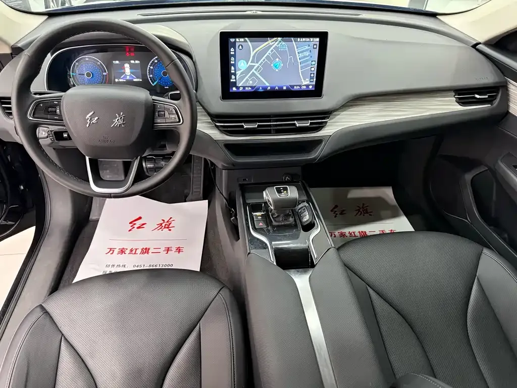 Hongqi E-QM5 — фото 4