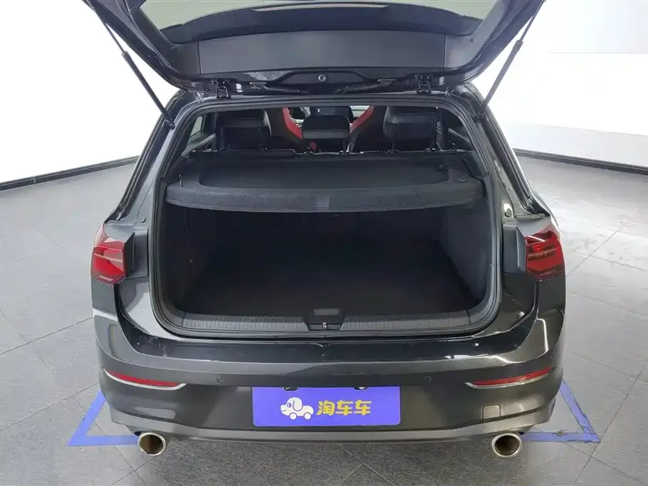 Volkswagen Golf GTI — фото 5
