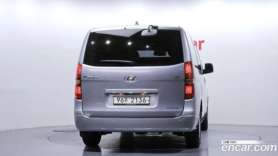 Hyundai Starex — фото 9