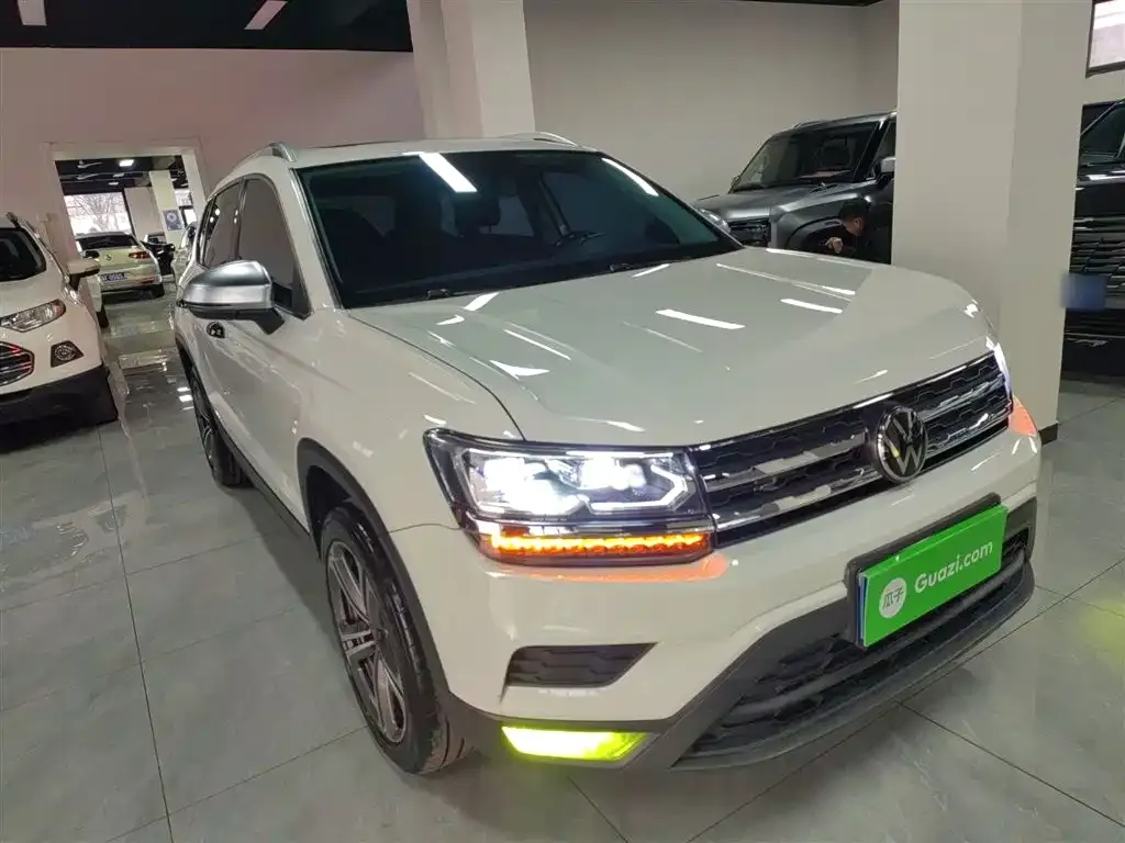 Volkswagen Tharu — фото 5